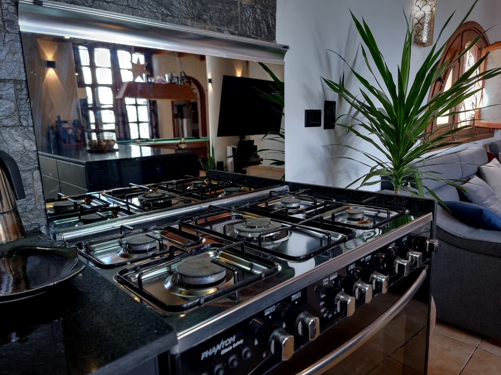 05 / Kitchen